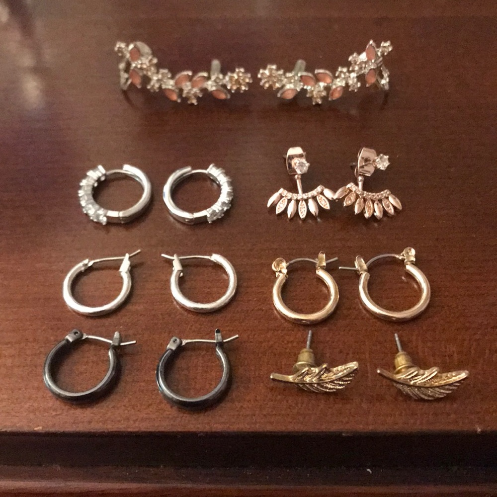 🌼Multiple Sets of Earrings🌼